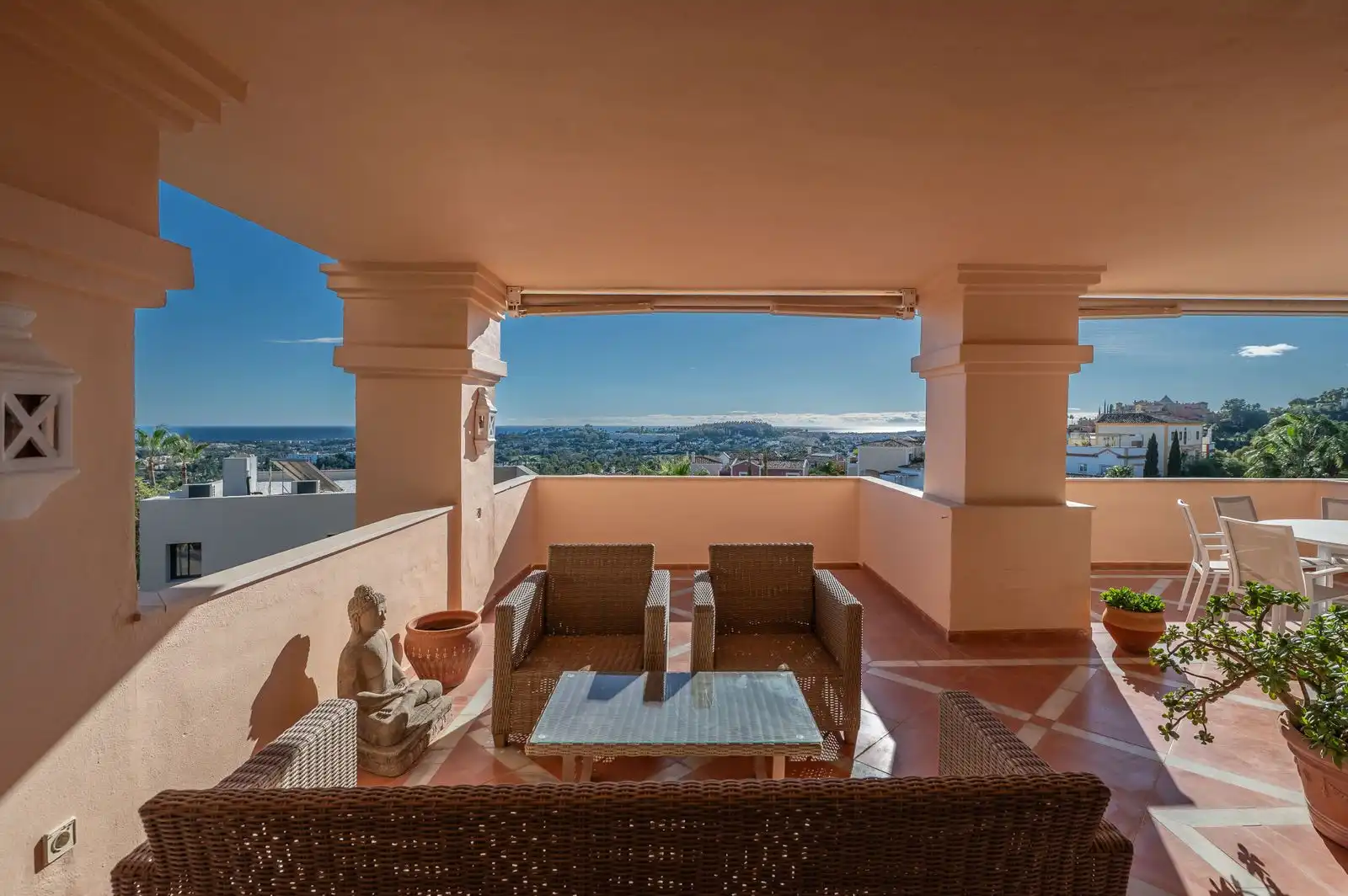 Terraza de Ático en venta en Marbella con Terraza, Trastero y Amueblado
