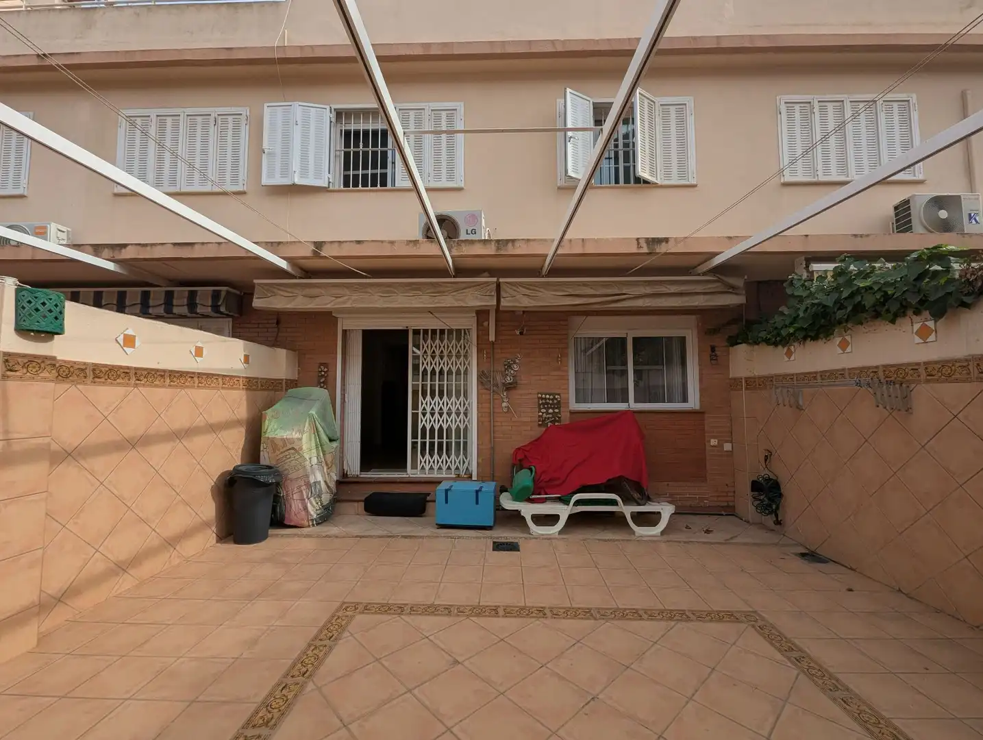 Vista exterior de Casa o xalet en venda en Alfonso XIII