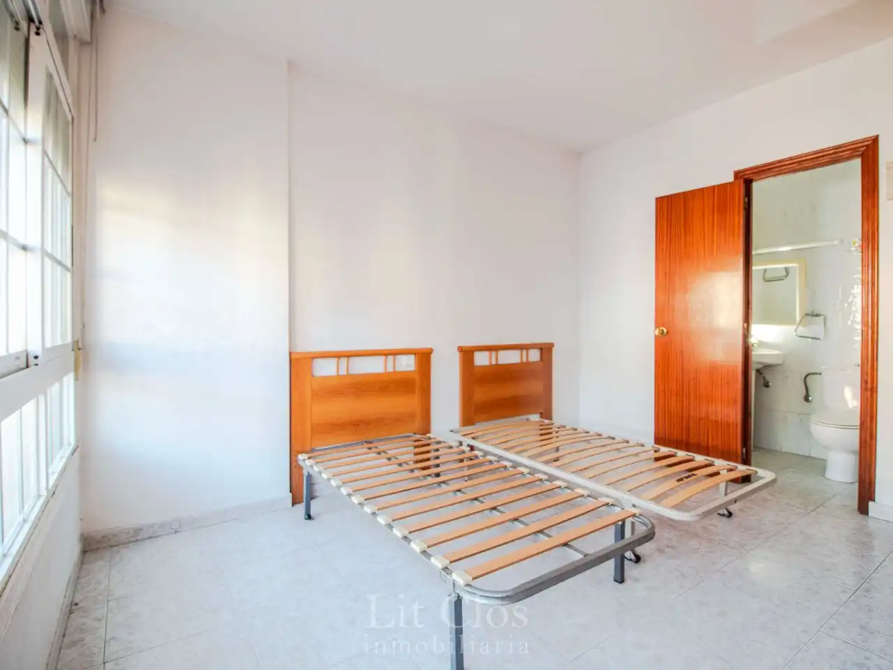 Schlafzimmer von Geschaftsraum zum Verkauf in Vilamartín de Valdeorras mit Terrasse