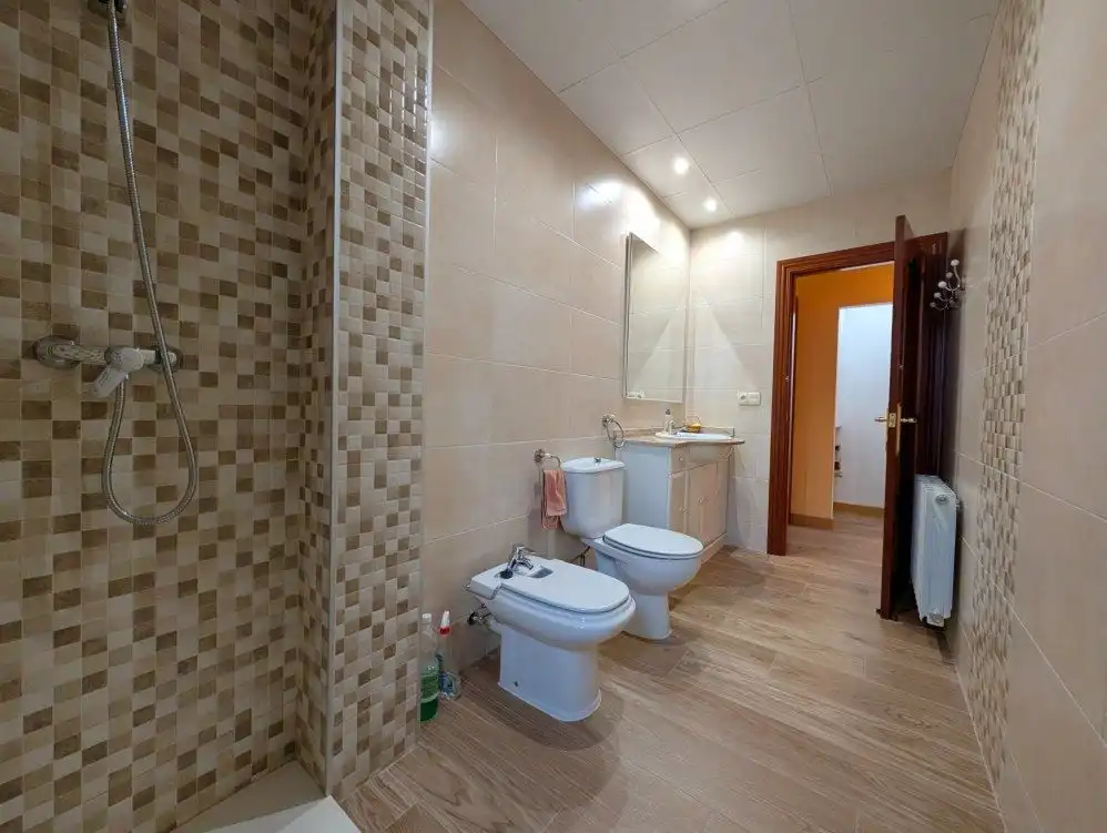 Bathroom of Detached homes for sale in El Burgo de Ebro  with Heating, Terrace and Storage room