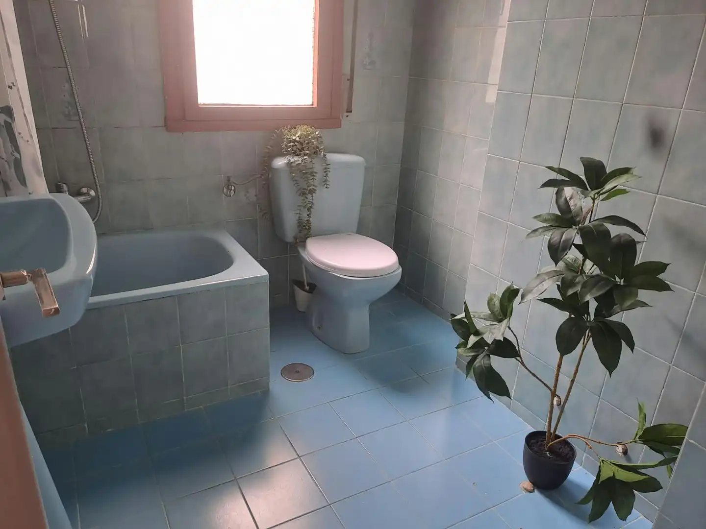 Baño de Apartamento en venta en Oviedo  con Calefacción