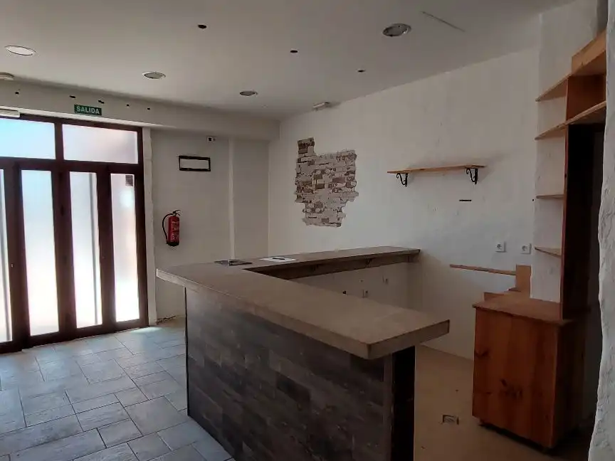 Local comercial en venta en Playa de la Barrosa -Av. de los Pescadores 2, imagen 3