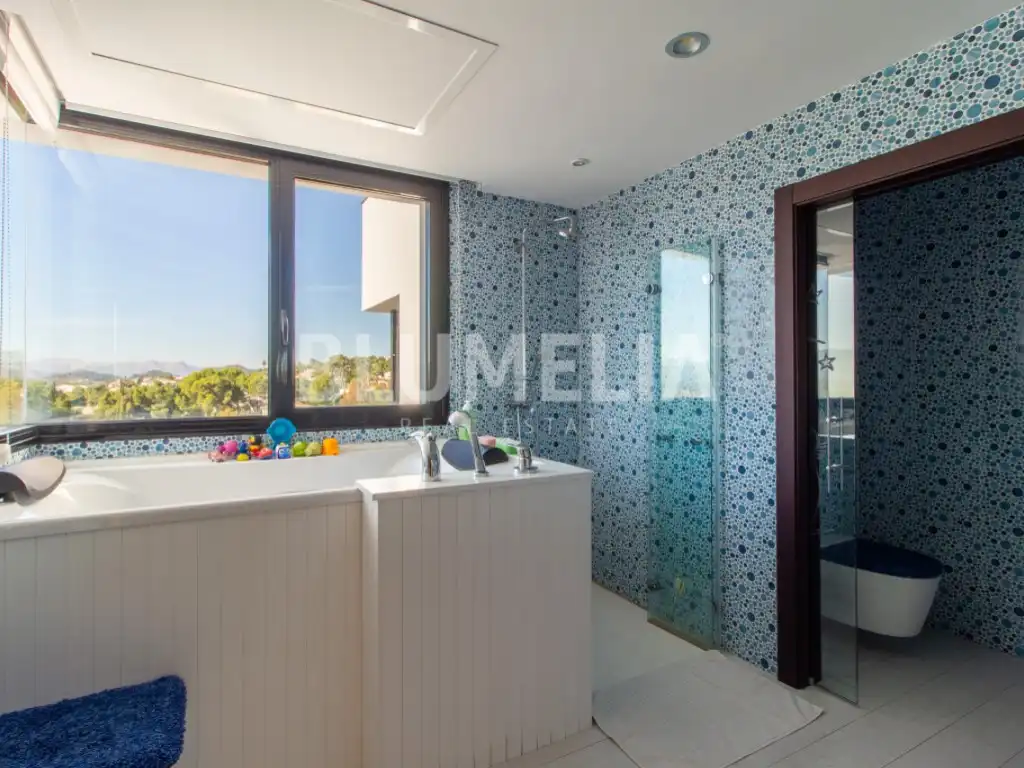 Houses for sale in Calle Tejo, Montgó - Ermita