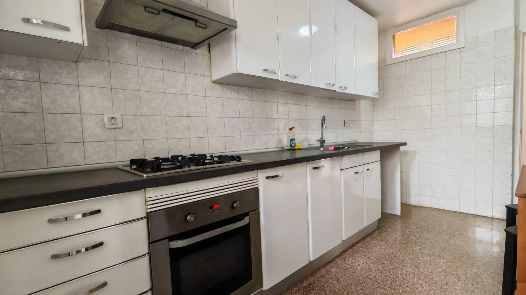 Cuina de Planta baixa en venda en Arona amb Jardí privat, Terrassa i Piscina comunitària