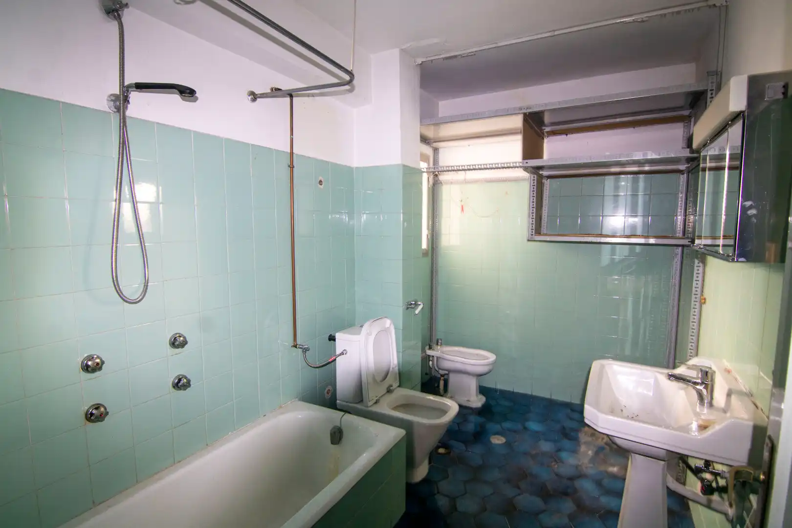 Bathroom of Flat for sale in Madrid  with Heating and Terrace