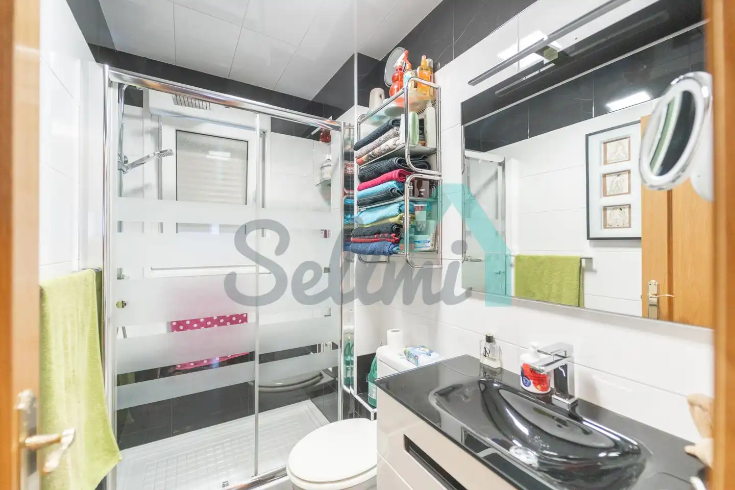 Badezimmer von Wohnung zum Verkauf in Mieres (Asturias) mit Heizung, Abstellraum und Möbliert
