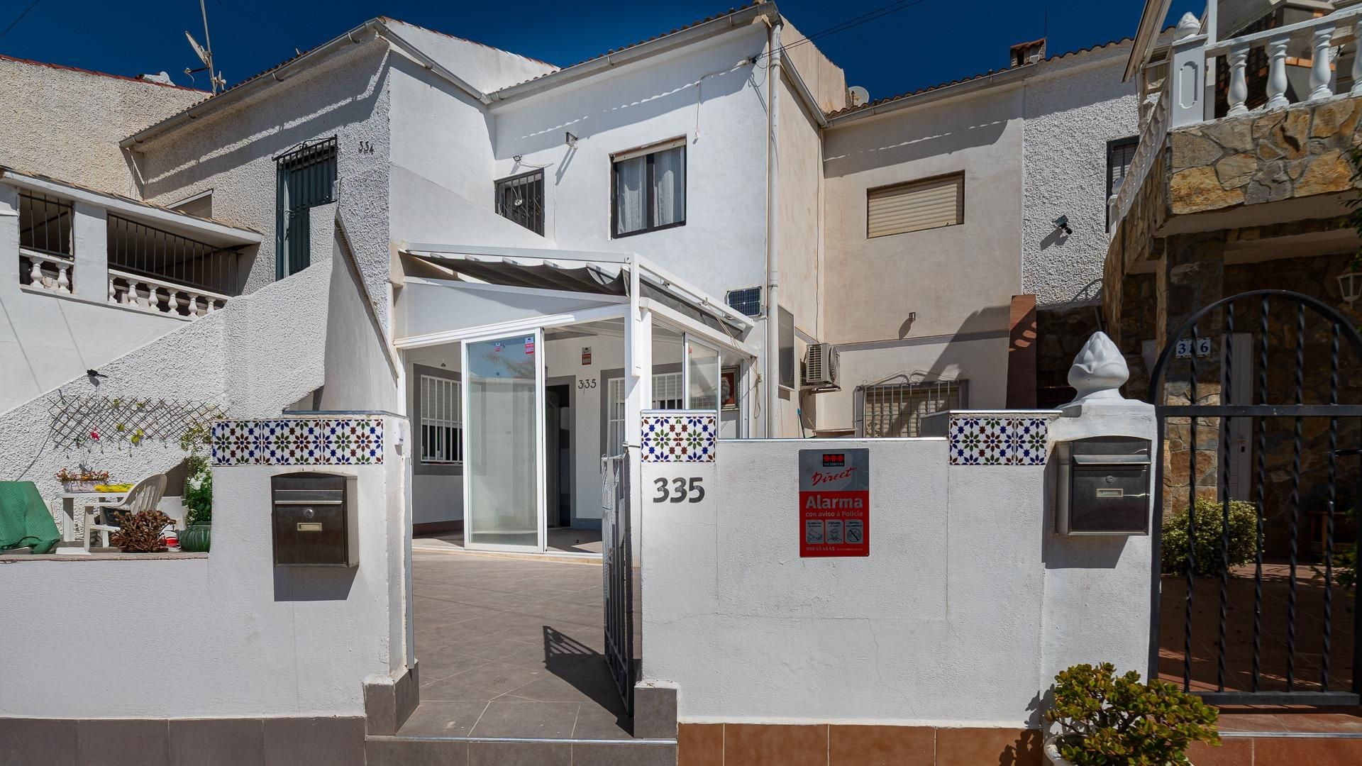 Exterior view of House or chalet for sale in Torrevieja  with Terrace