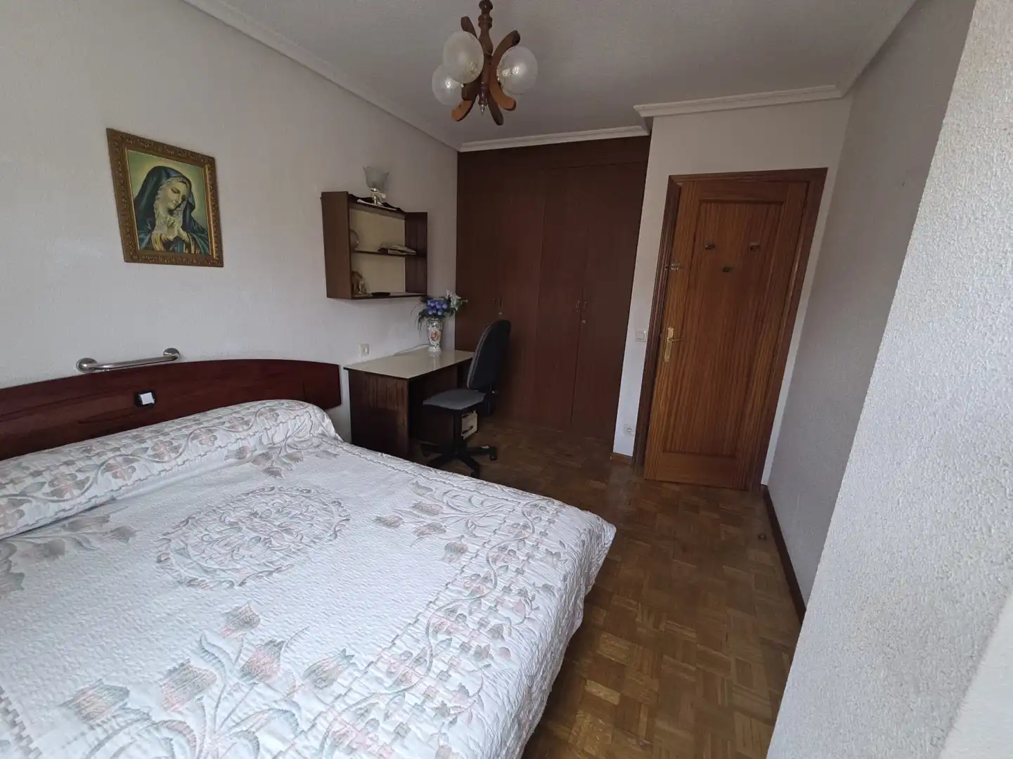 Bedroom of Flat for sale in Salamanca  with Heating, Parquet flooring and Balcony