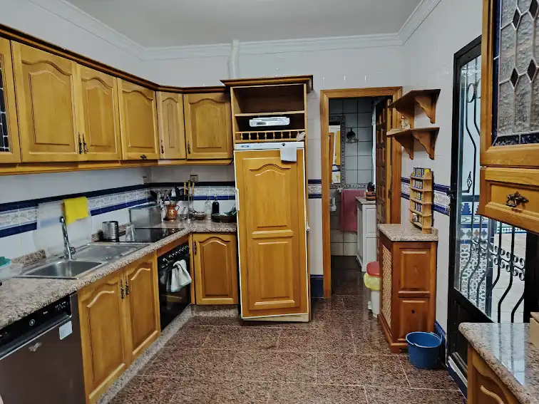 Cuina de Casa o xalet en venda en Linares amb Aire condicionat, Calefacció i Terrassa