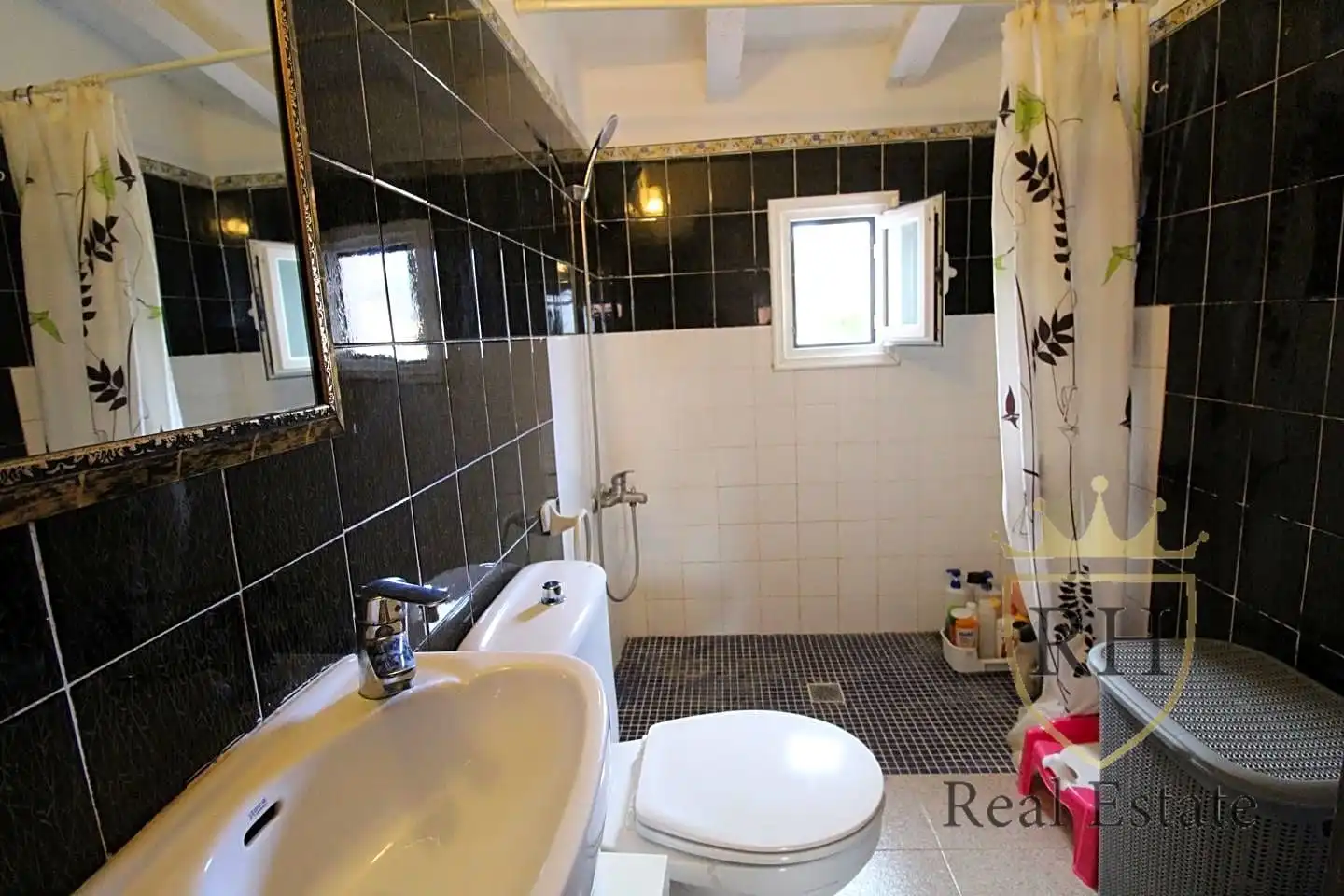 Bany de Casa o xalet en venda en Pollença amb Aire condicionat, Jardí privat i Terrassa