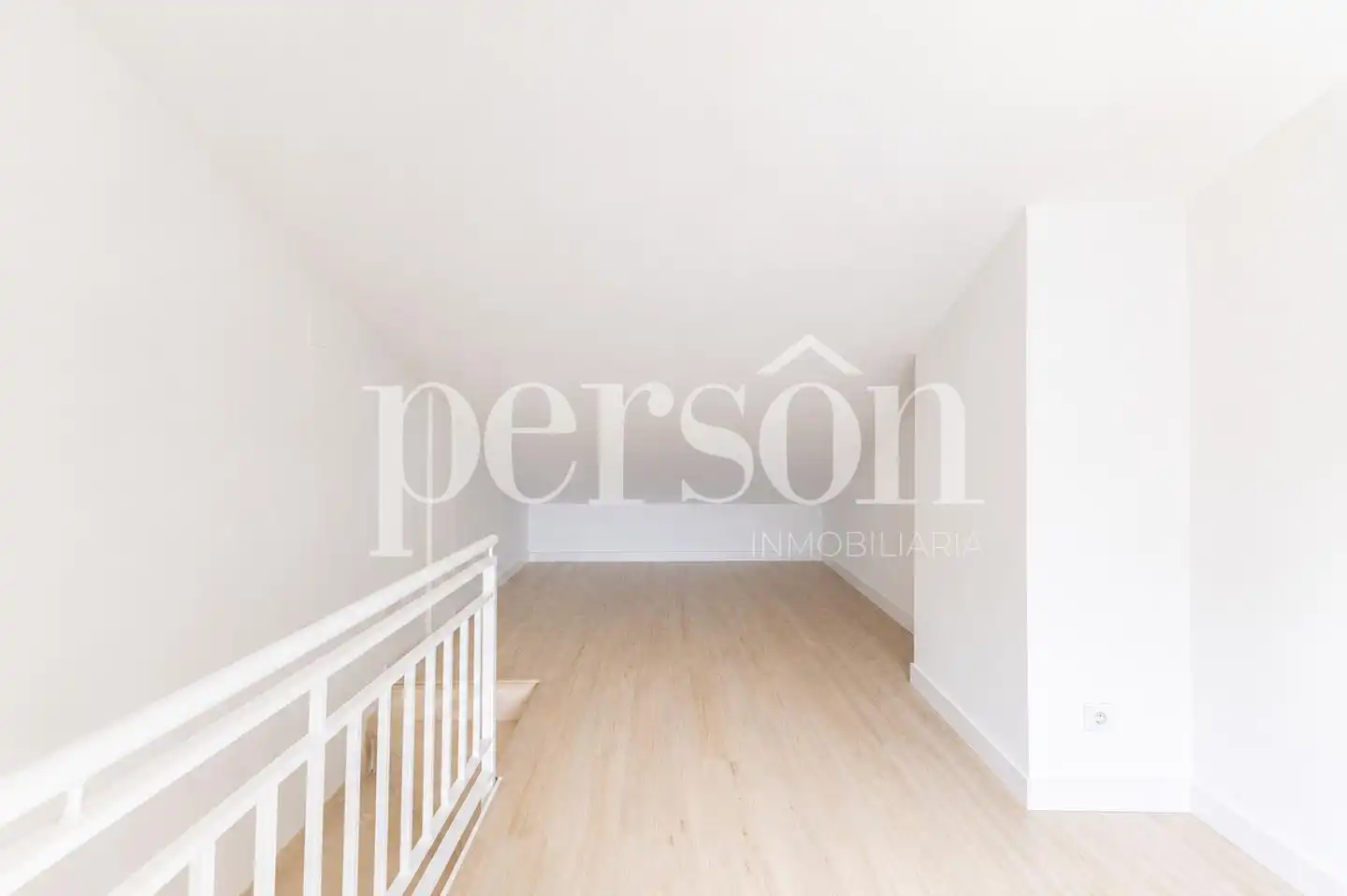Bedroom of Houses for sale in Silla  with Air Conditioner and Terrace