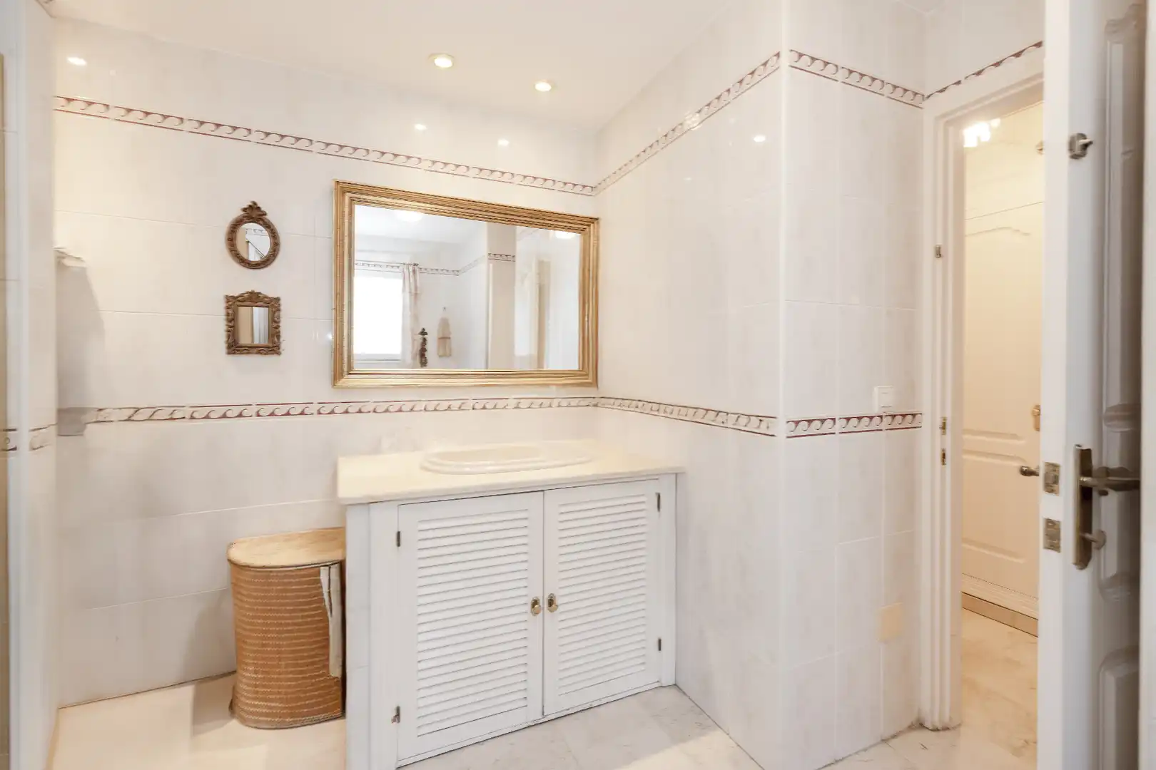 Badezimmer von Dachboden zum Verkauf in Málaga mit Klimaanlage, Heizung und Terrasse