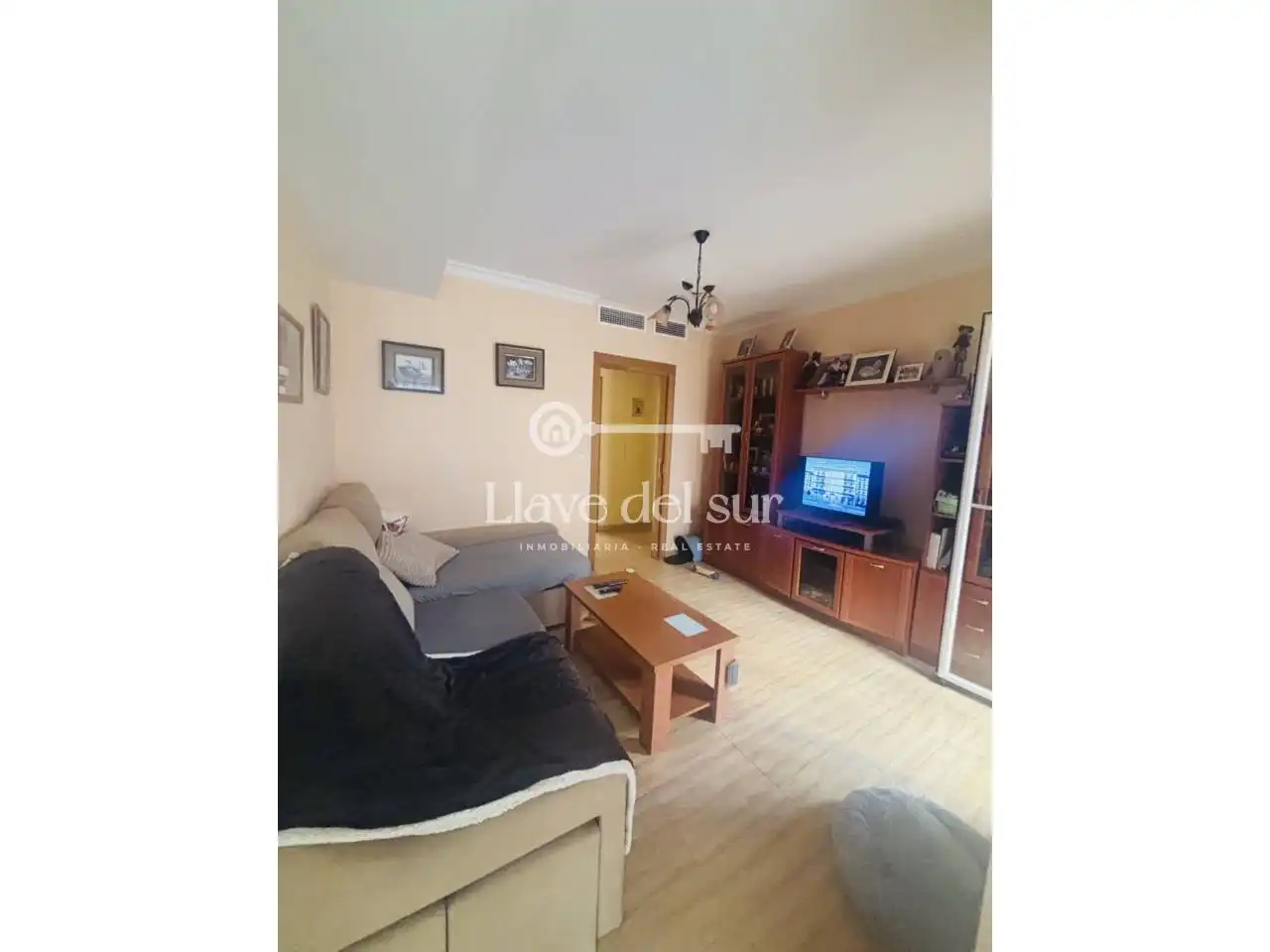 Piso con balcón en venta en Casco Antiguo, imagen 2
