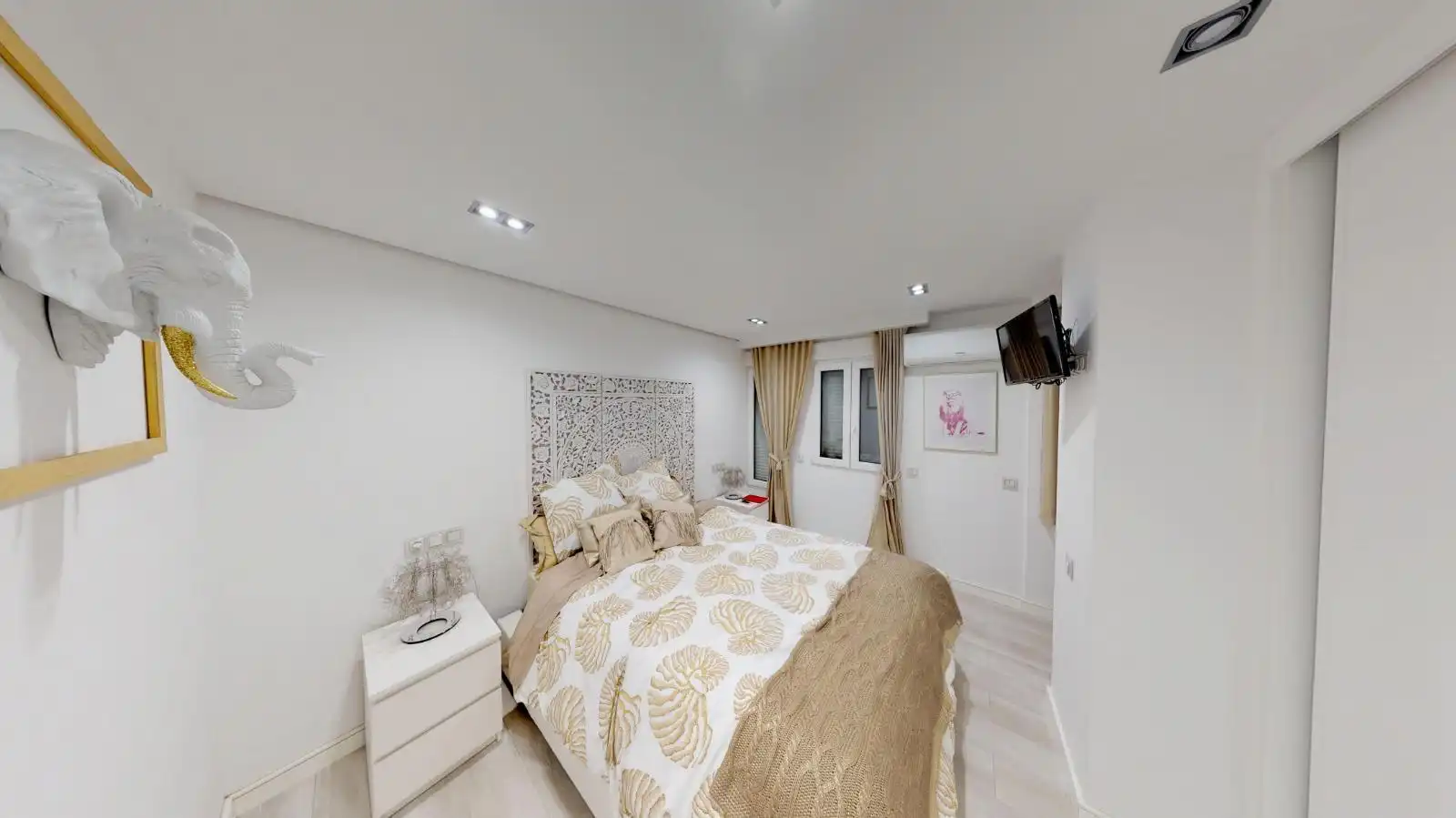 Bedroom of Duplexes for sale in Vélez-Málaga  with Air Conditioner and Community pool