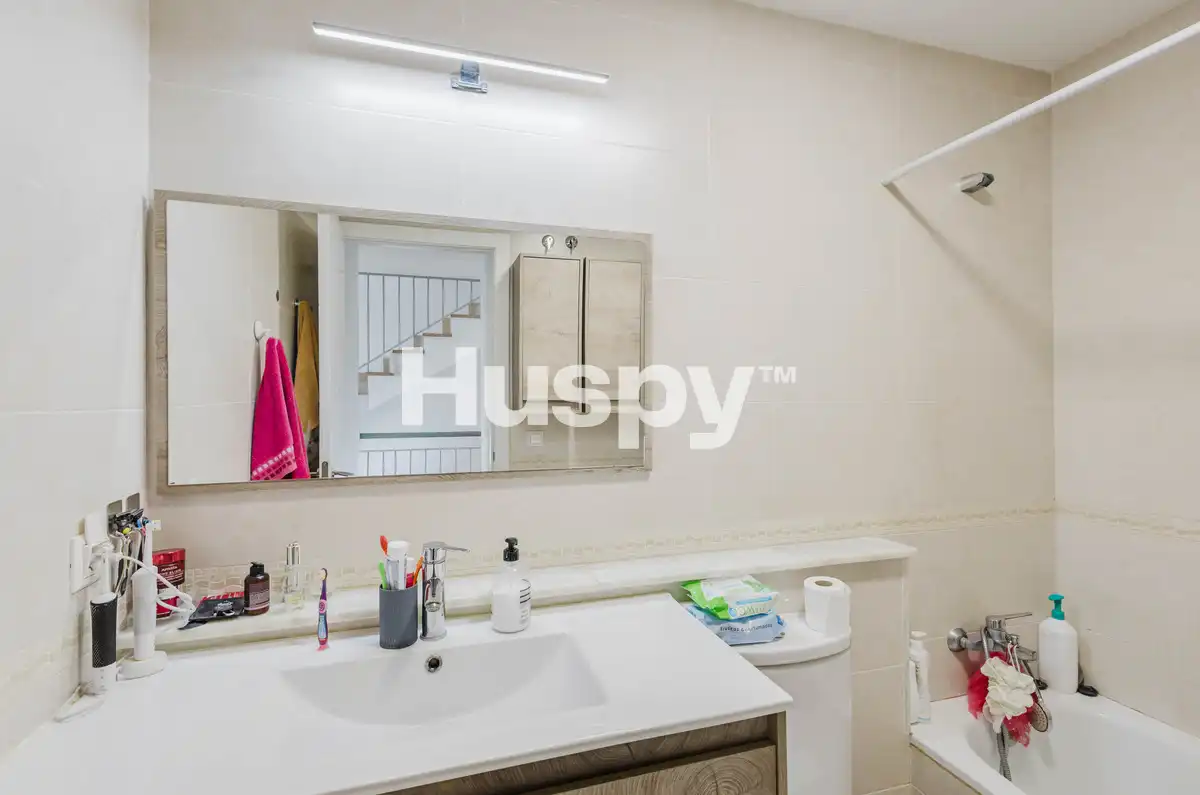 Casa a schiera con terrazza in vendita a Calle Matrona Dionisia Perles B, imagen 16