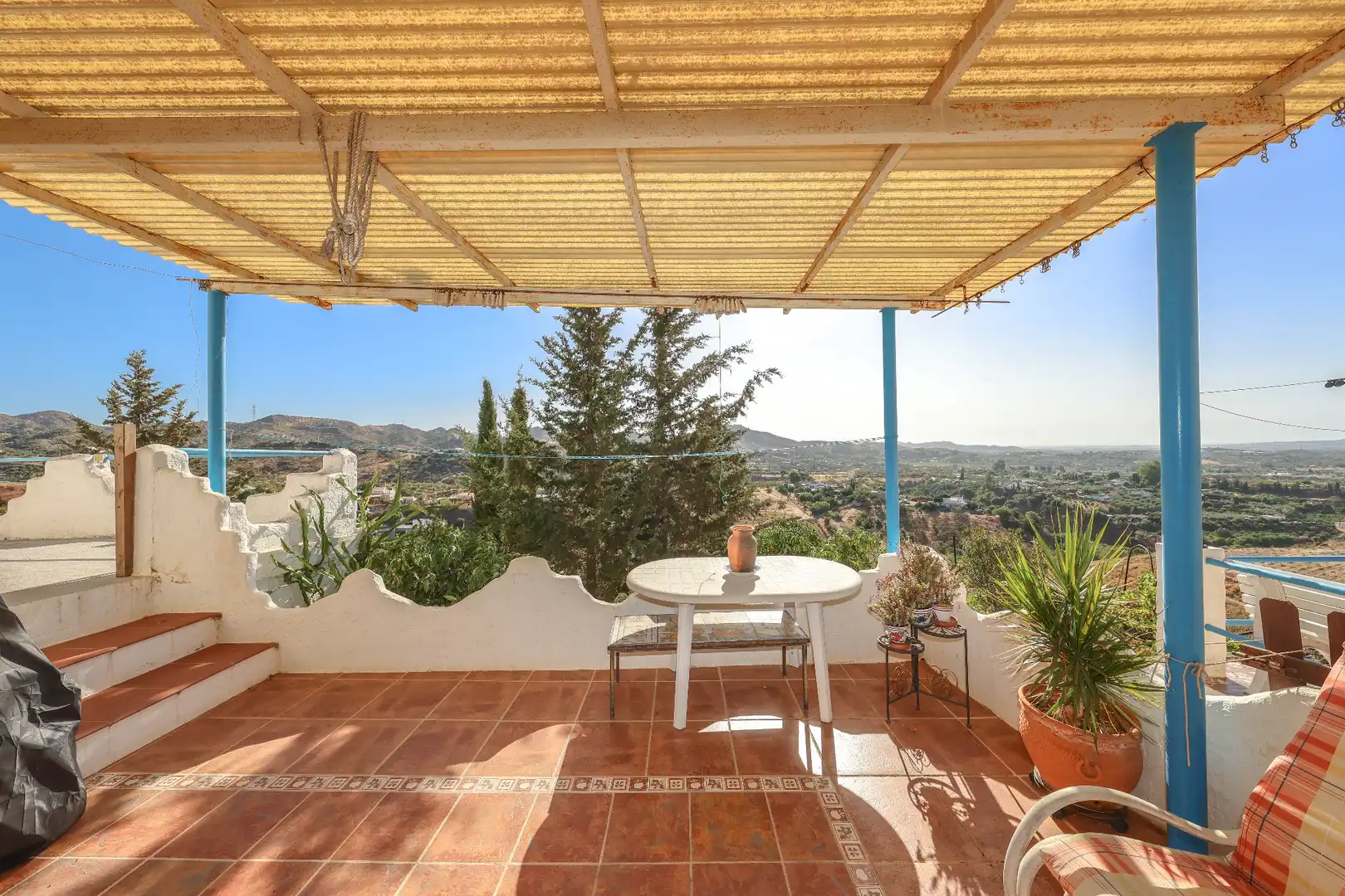 Terrassa de Casa o xalet en venda en Cártama amb Aire condicionat i Jardí privat