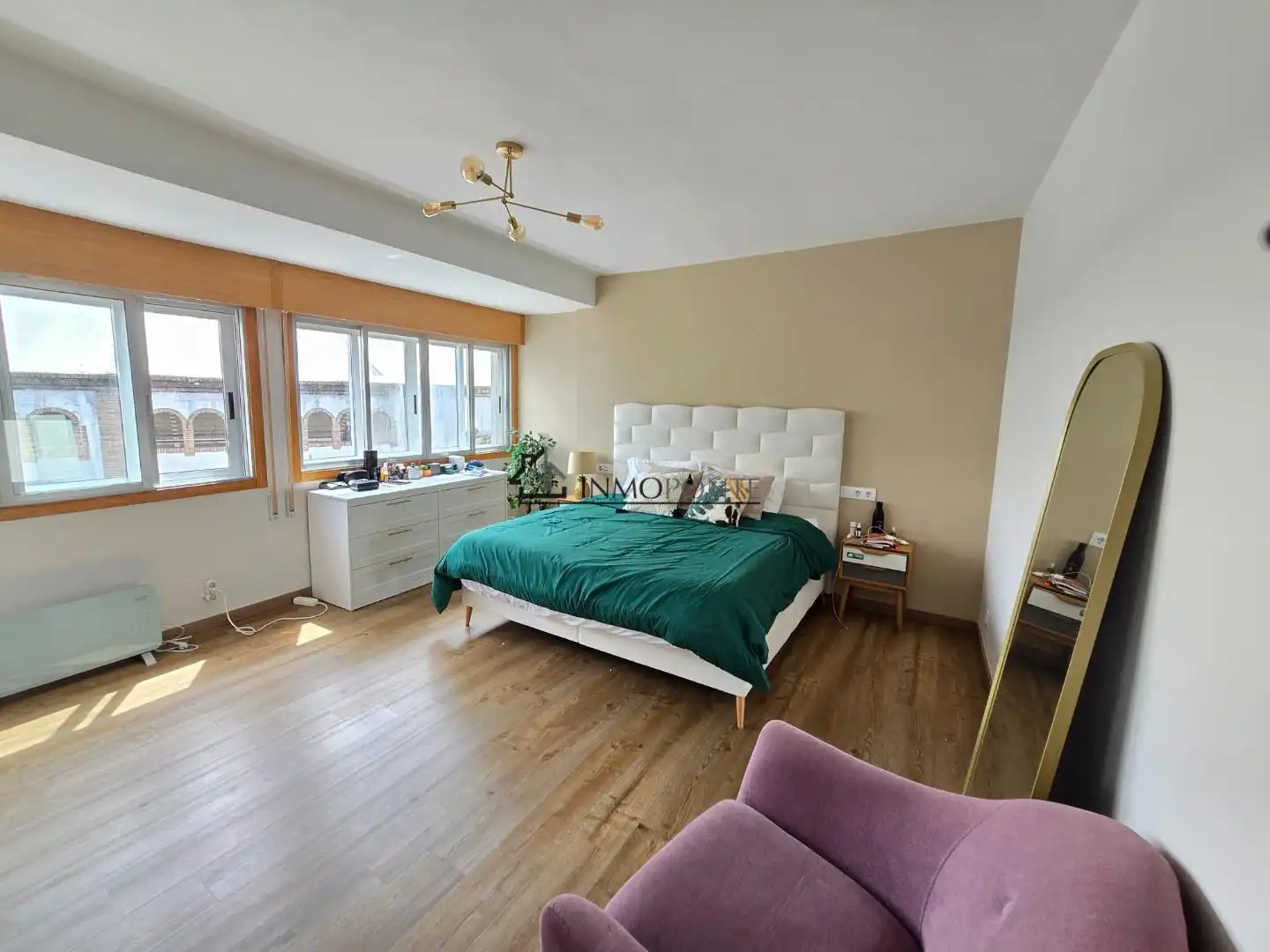 Bedroom of Flat for rent in Pontevedra Capital   with Heating, Terrace and Oven