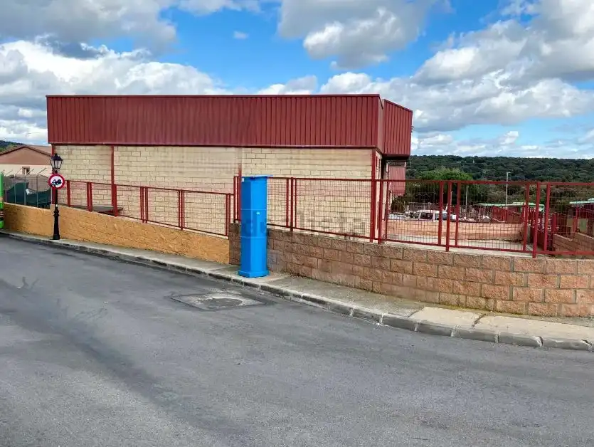 Nau industrial en venda a Chapinería