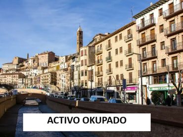 Casa pareada en venta en Calle Rúa Baja de Bécquer