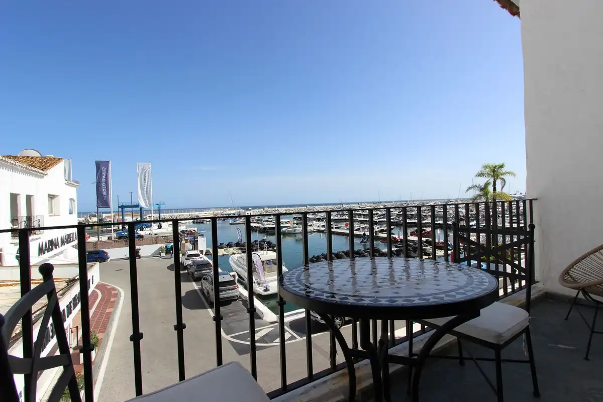 Flat for sale in Puerto Banús