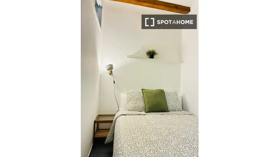 Habitación de Piso de alquiler en Barcelona con Aire acondicionado, Calefacción y Amueblado