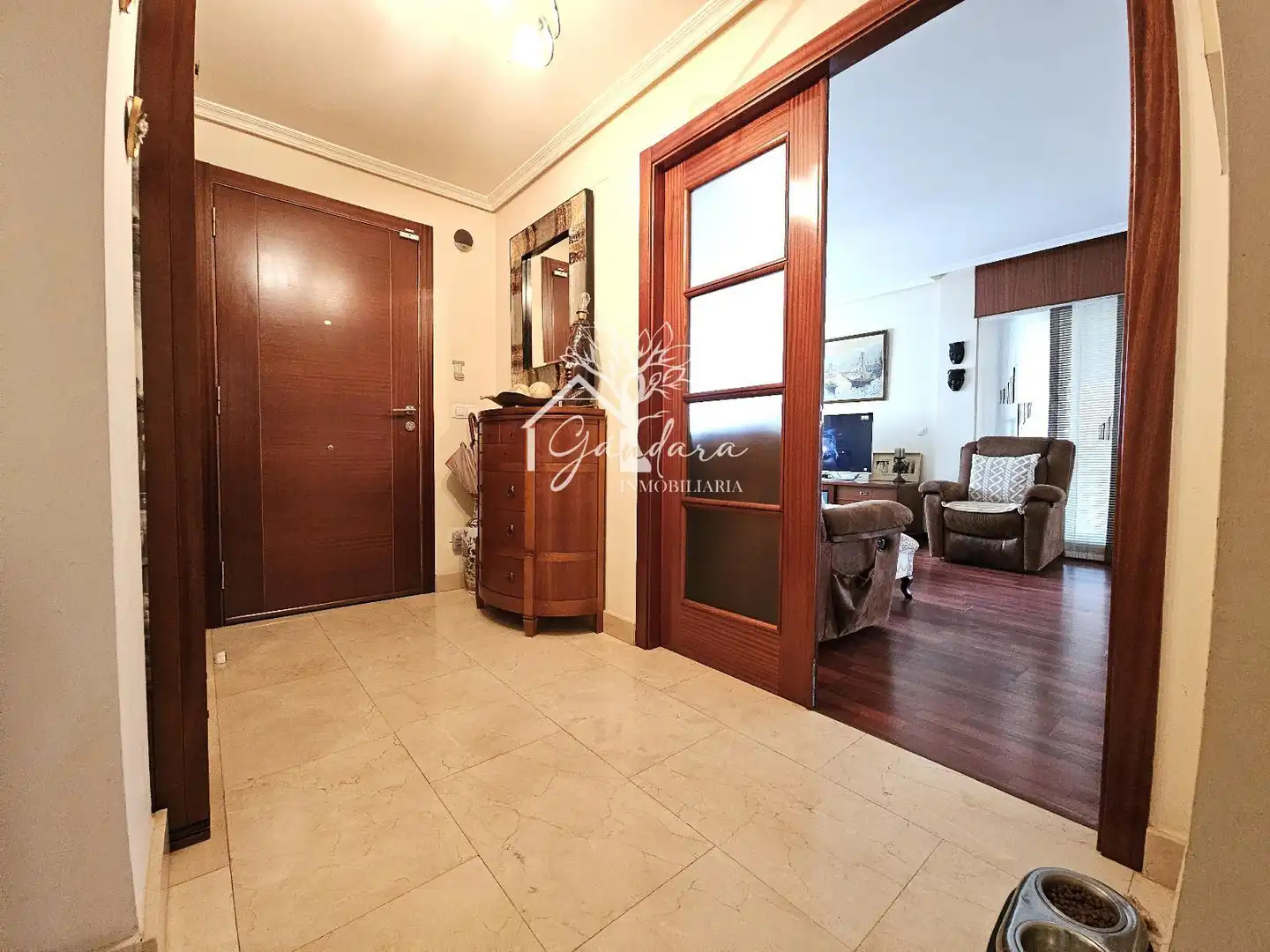 Casa o xalet en venda en Ferrol amb Calefacció, Jardí privat i Parquet