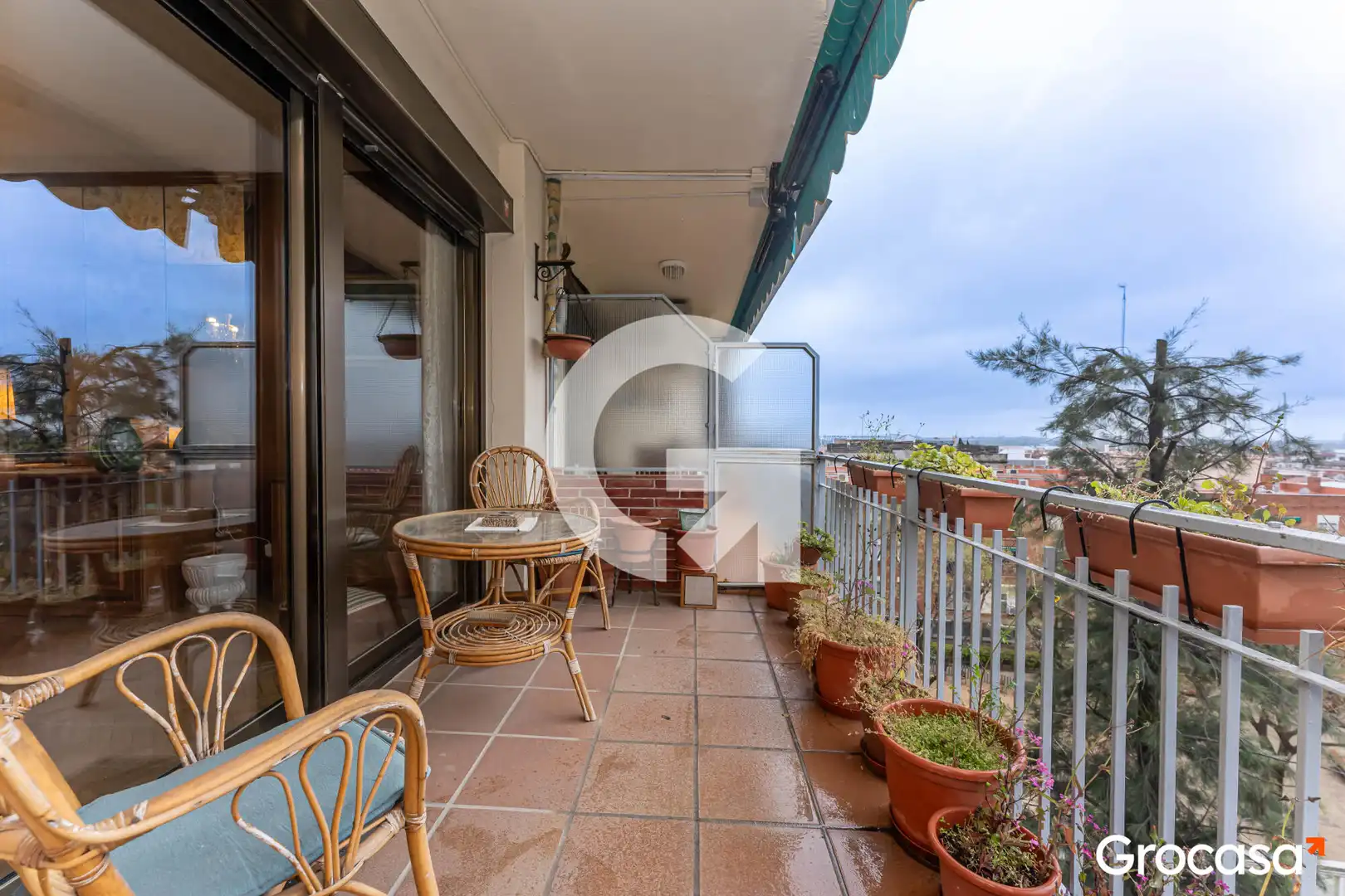 Terraza de Piso en venta en Cornellà de Llobregat con Aire acondicionado, Calefacción y Terraza