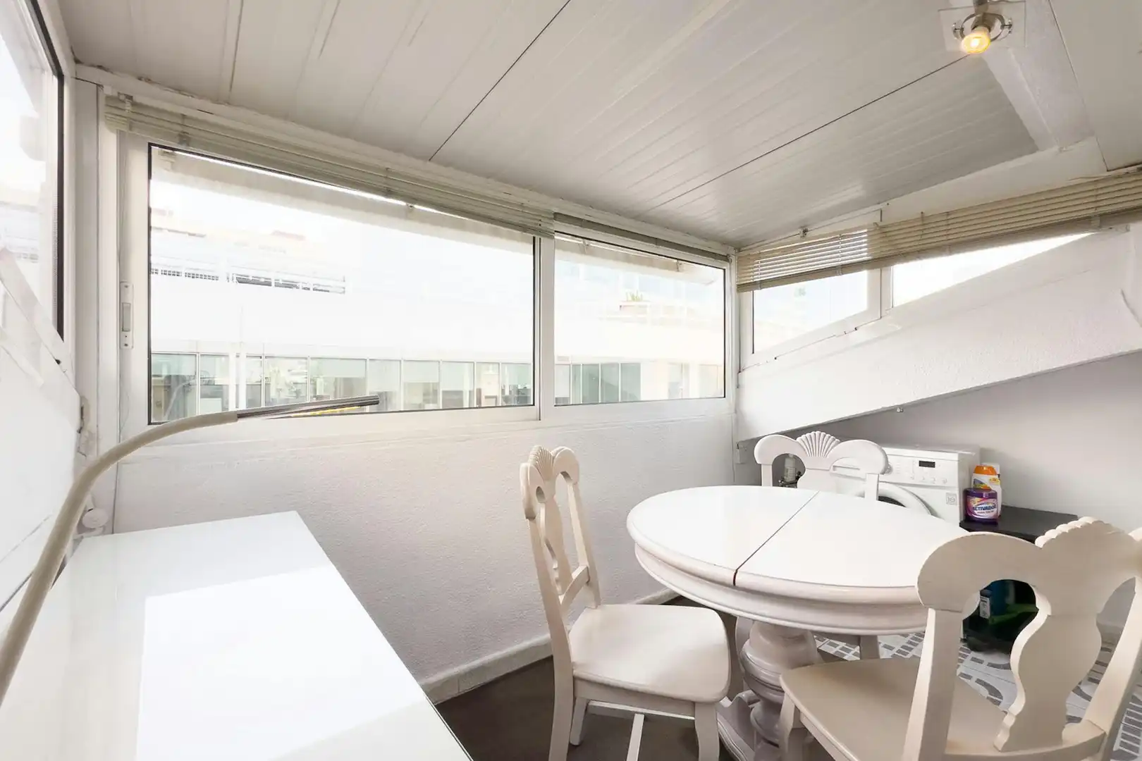 Balcony of Flat for rent in Barcelona  with Air Conditioner, Heating and Furnished