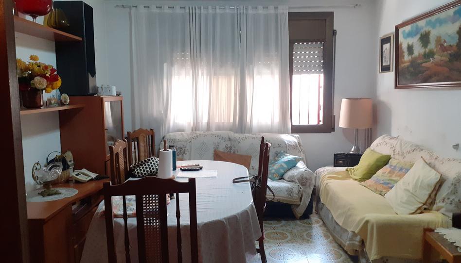 Foto 1 de Planta baixa en venda a Les Roquetes, Barcelona