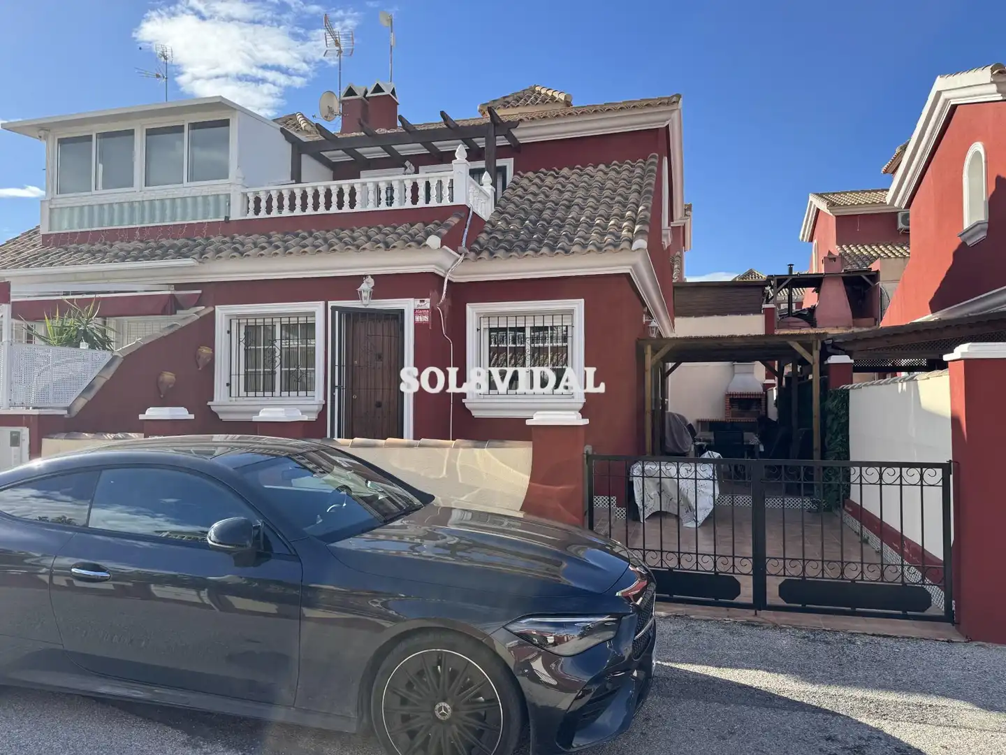 Chalet con terraza en venta en Calle Ebro, imagen 2