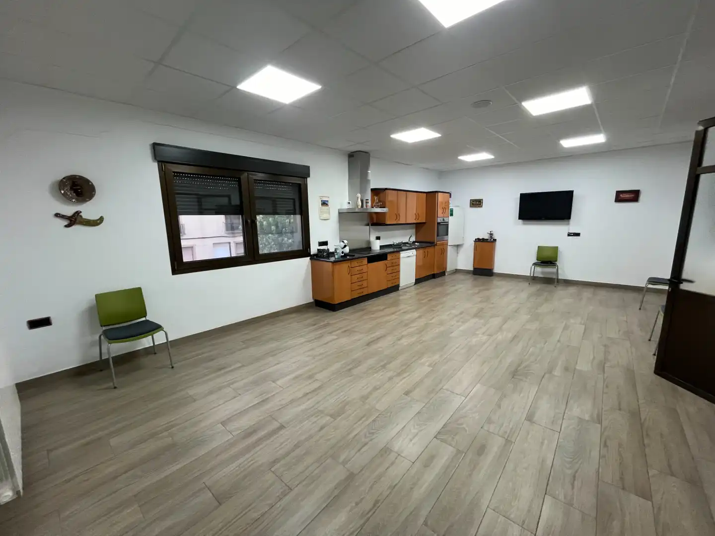 Nave industrial en venta en Villanueva de la Jara con Calefacción y Alarma