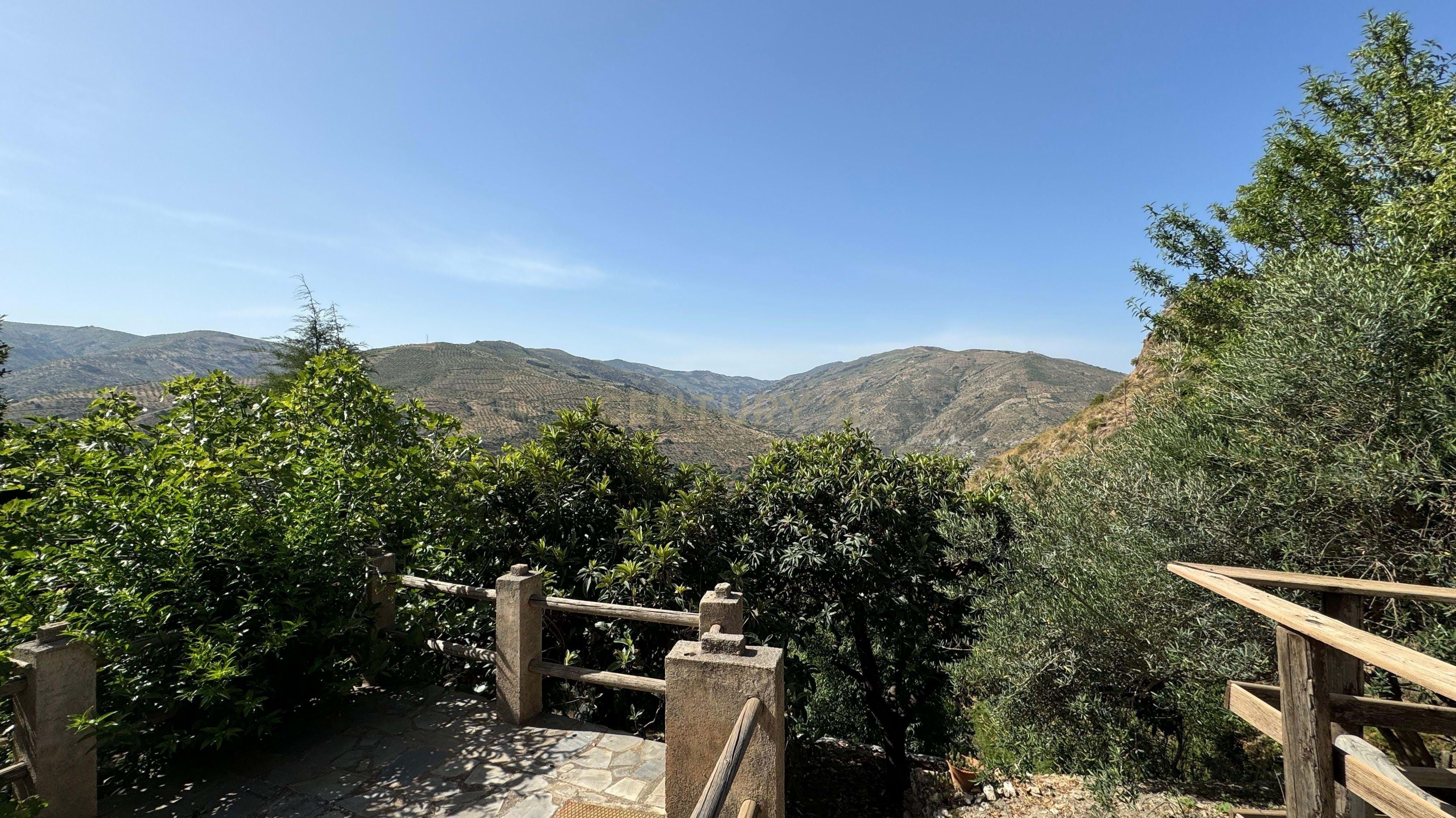 Vista exterior de Casa o xalet en venda en Almegíjar amb Terrassa