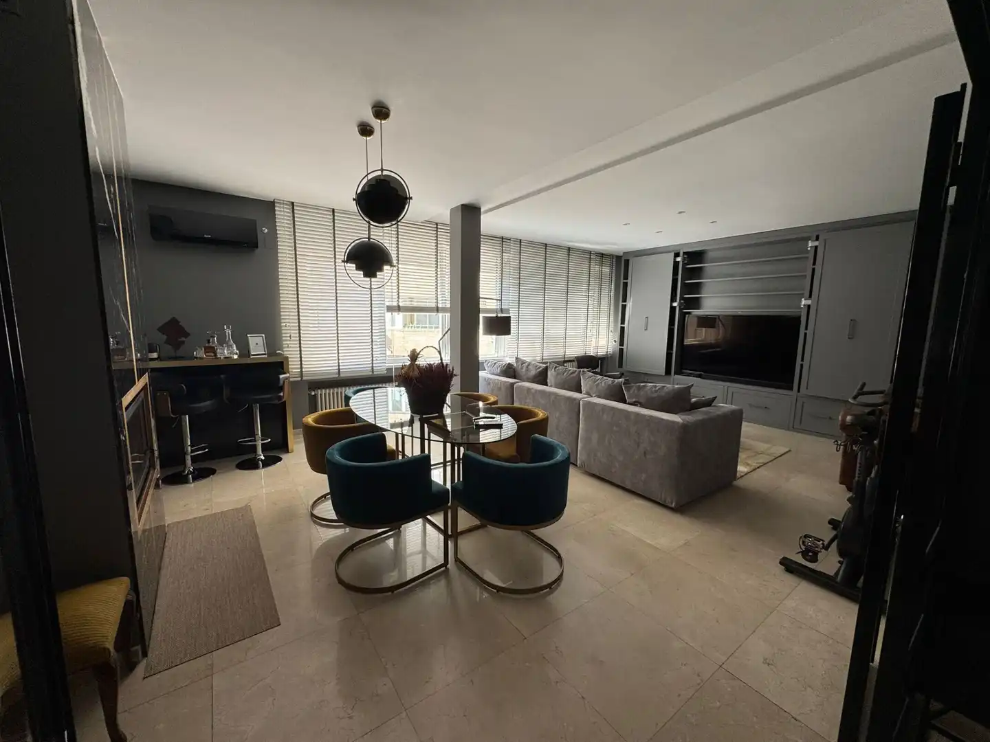 Wohnzimmer von Wohnung zur Miete in Madrid mit Klimaanlage, Heizung und Möbliert