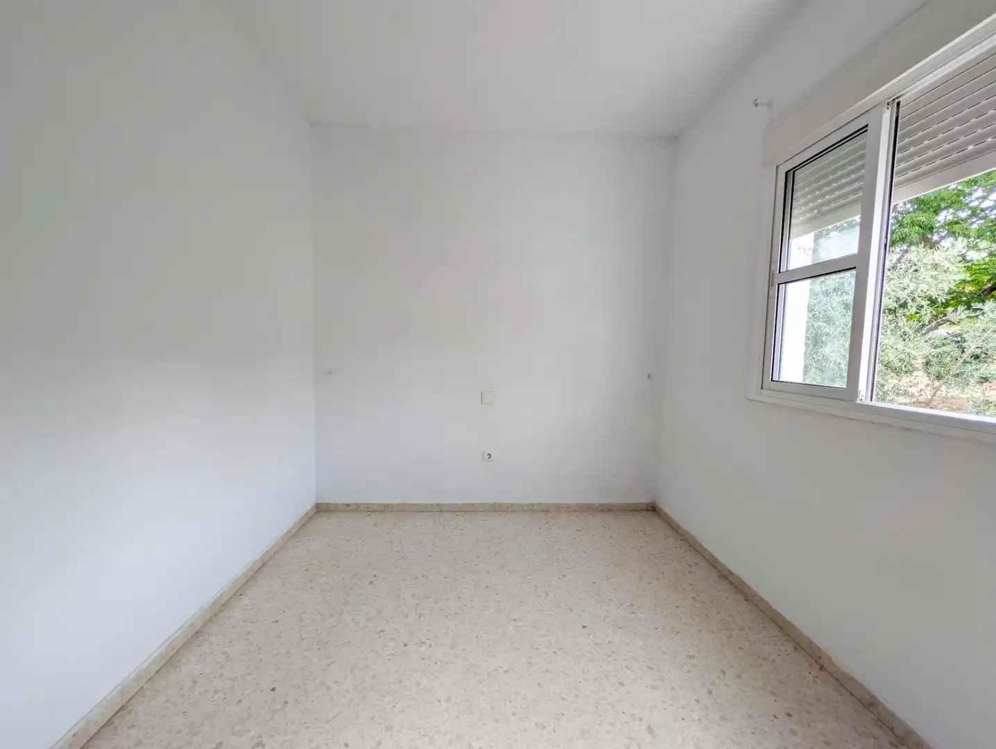 Casa amb jardí en venda a Sanlúcar la Mayor, imagen 18