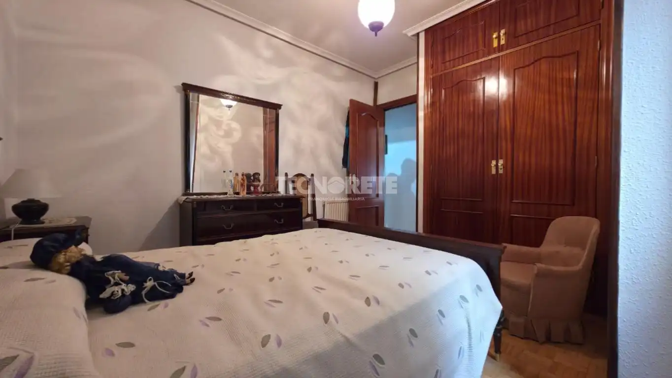 Habitación de Piso en venta en Guadalajara con Calefacción y Parquet
