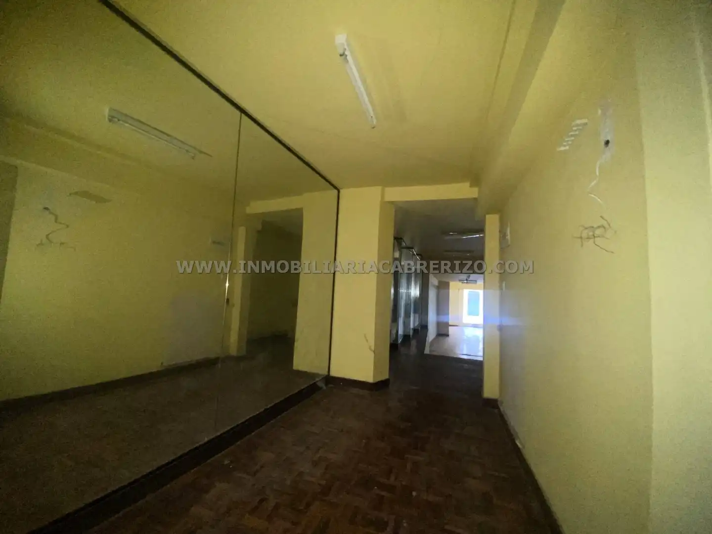 Business premises for sale in Calle Calceteros, imagen 5