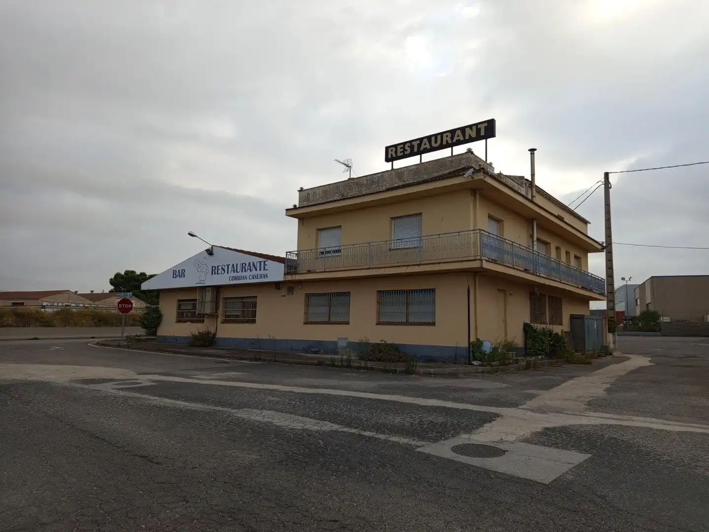 Commercial properties for sale in Granyanella  with Air Conditioner, Heating and Terrace
