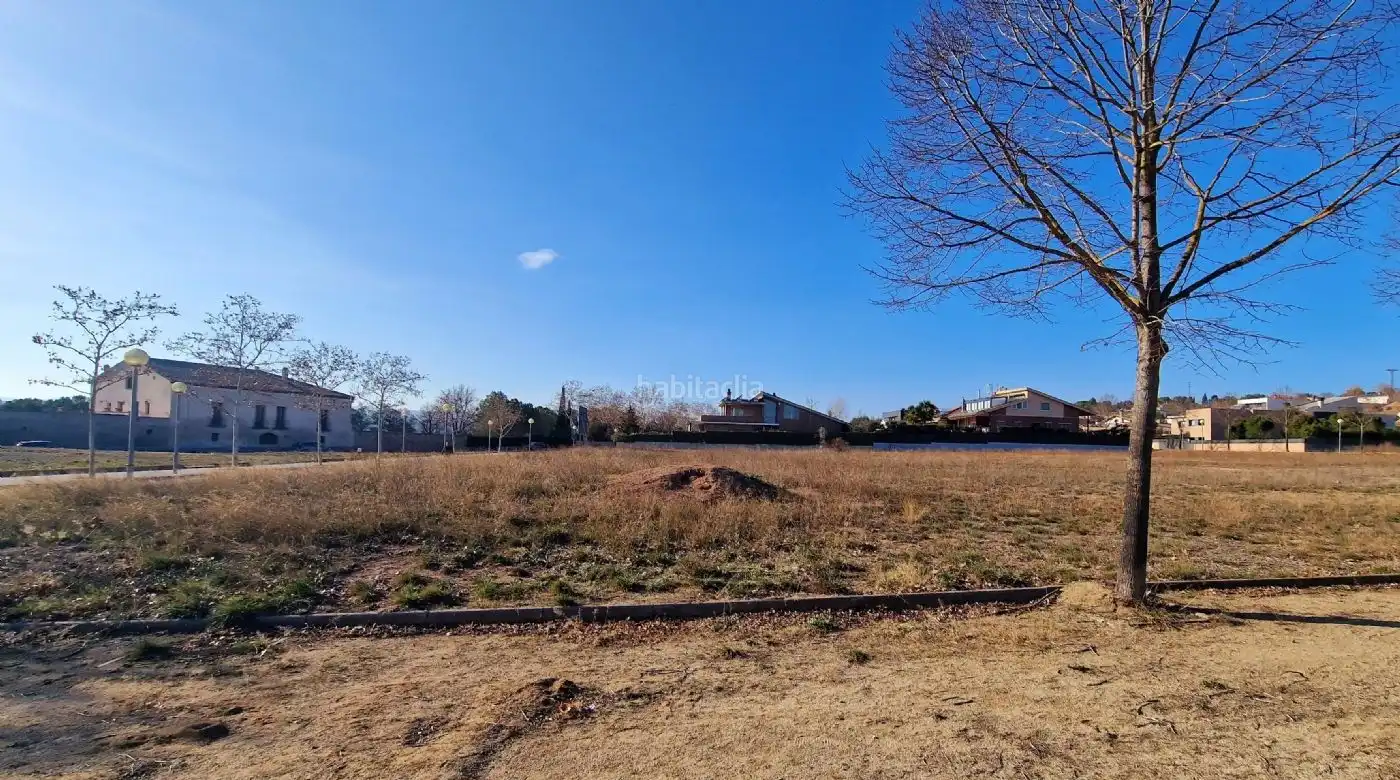 Residential land for sale in Avinguda de Barcelona 71, imagen 2