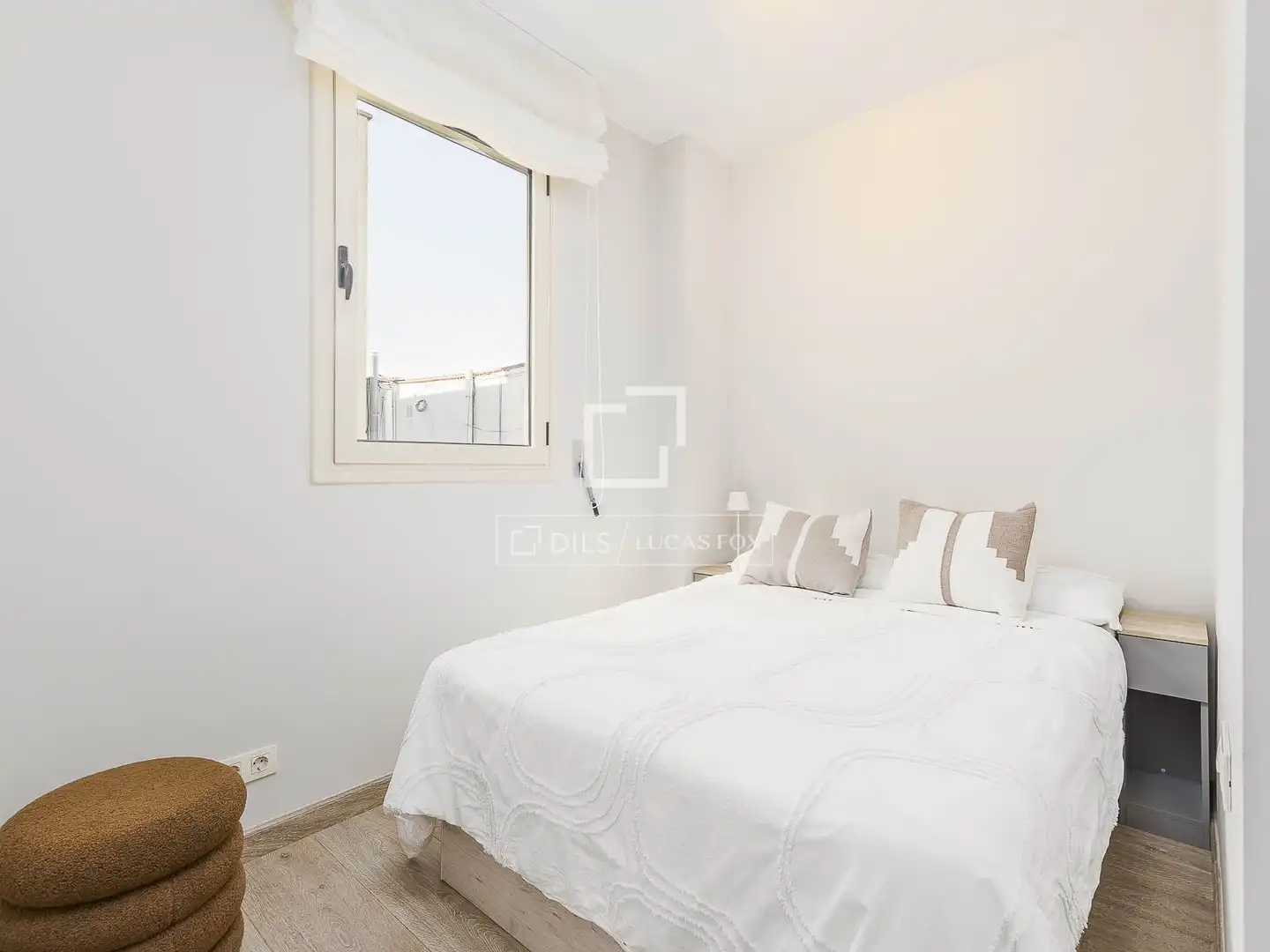 Habitación de Ático en venta en Barcelona con Aire acondicionado, Calefacción y Trastero