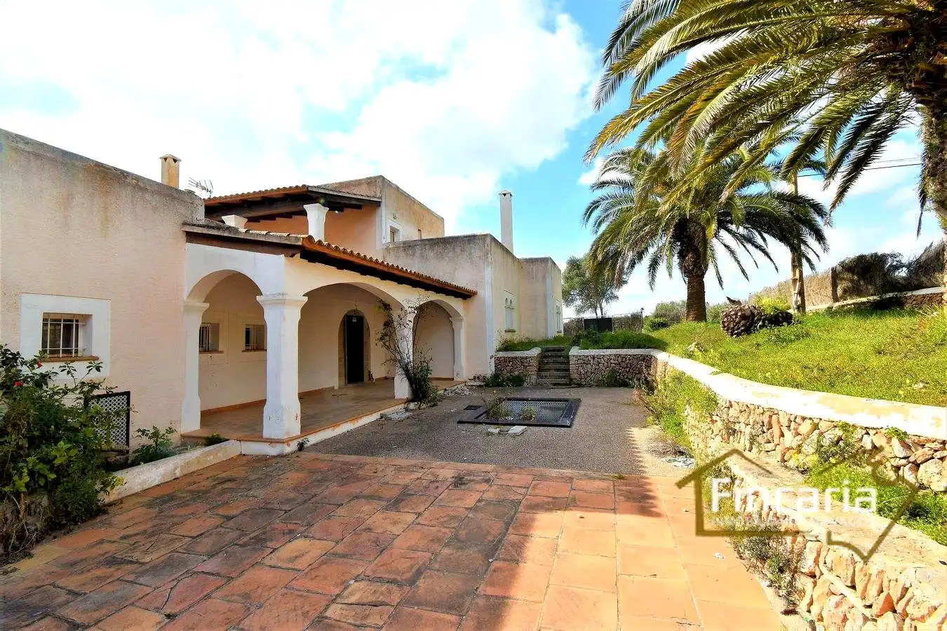 Vista exterior de Finca rústica en venda en Felanitx amb Aire condicionat, Calefacció i Jardí privat