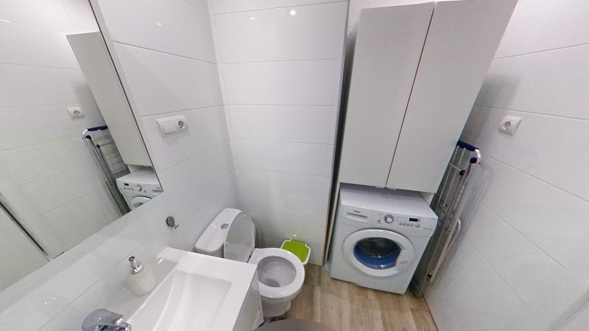 Bathroom of Flat for rent in  Madrid Capital  with Air Conditioner, Heating and Furnished
