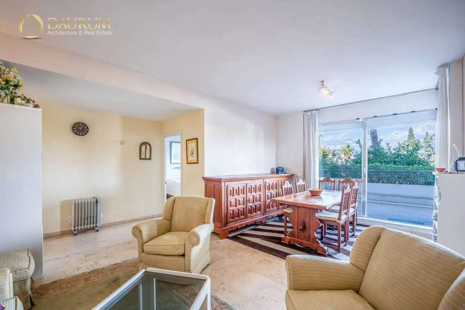 Living room of Flat for sale in Marbella  with Terrace