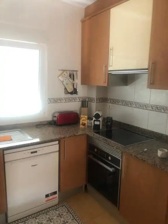 Cocina de Apartamento de alquiler en Vinaròs con Calefacción, Terraza y Amueblado
