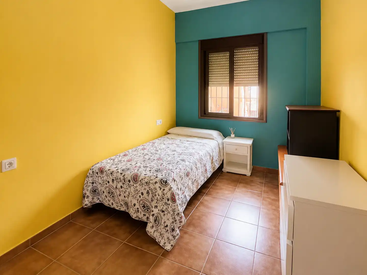 Bedroom of Houses for sale in Chipiona