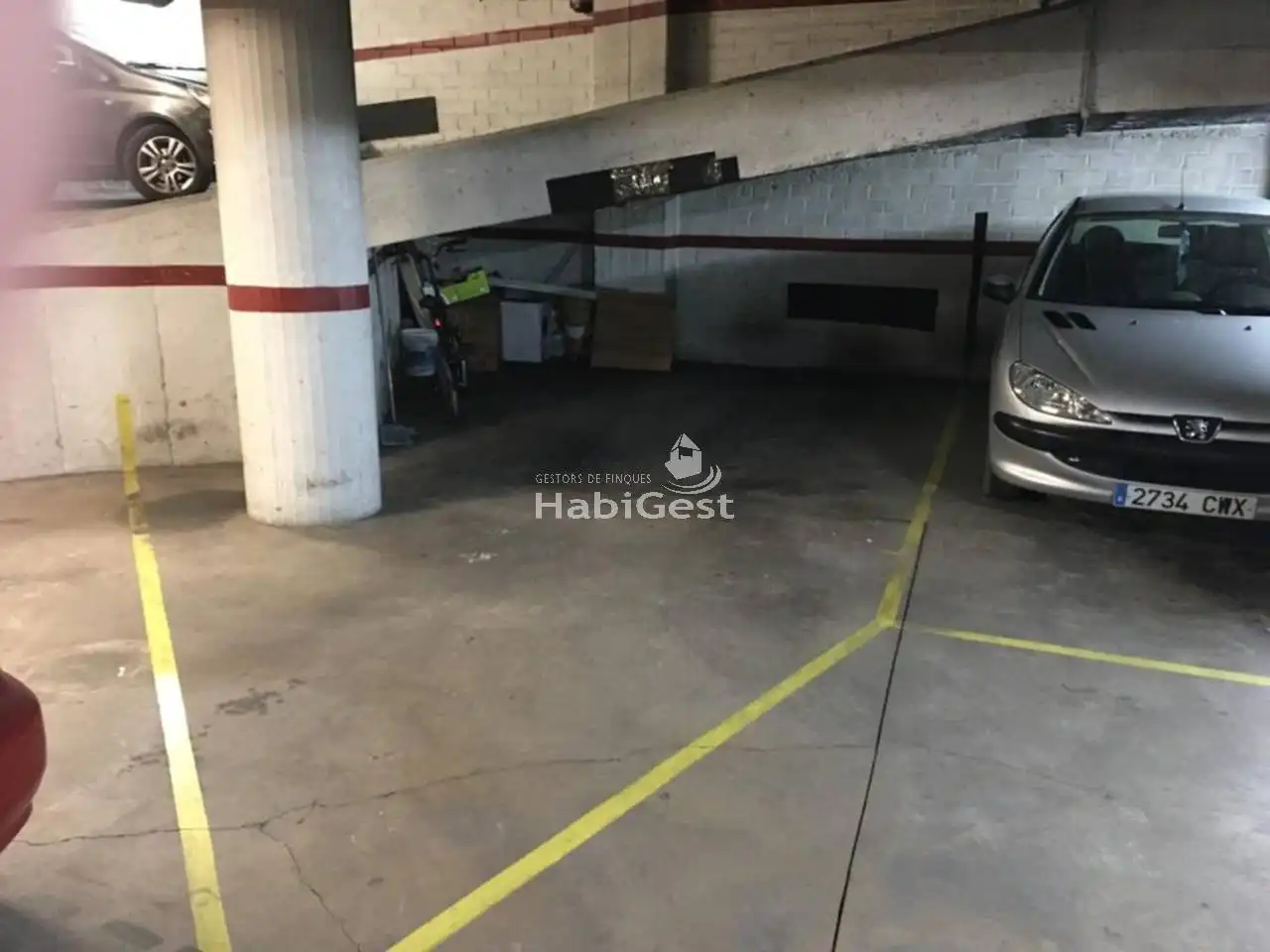 Aparcament de Garatge de lloguer en Girona