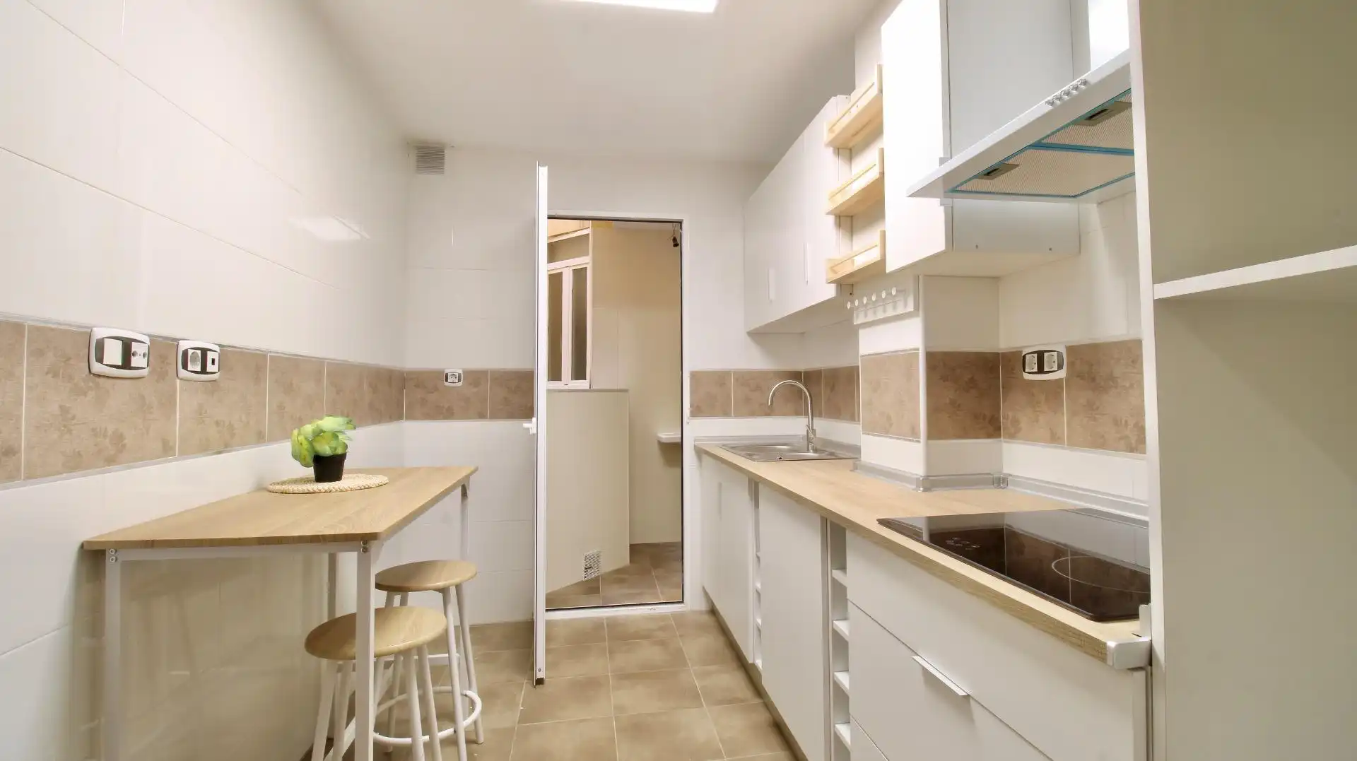 Küche von Wohnung zum Verkauf in Atarfe mit Terrasse und Balkon