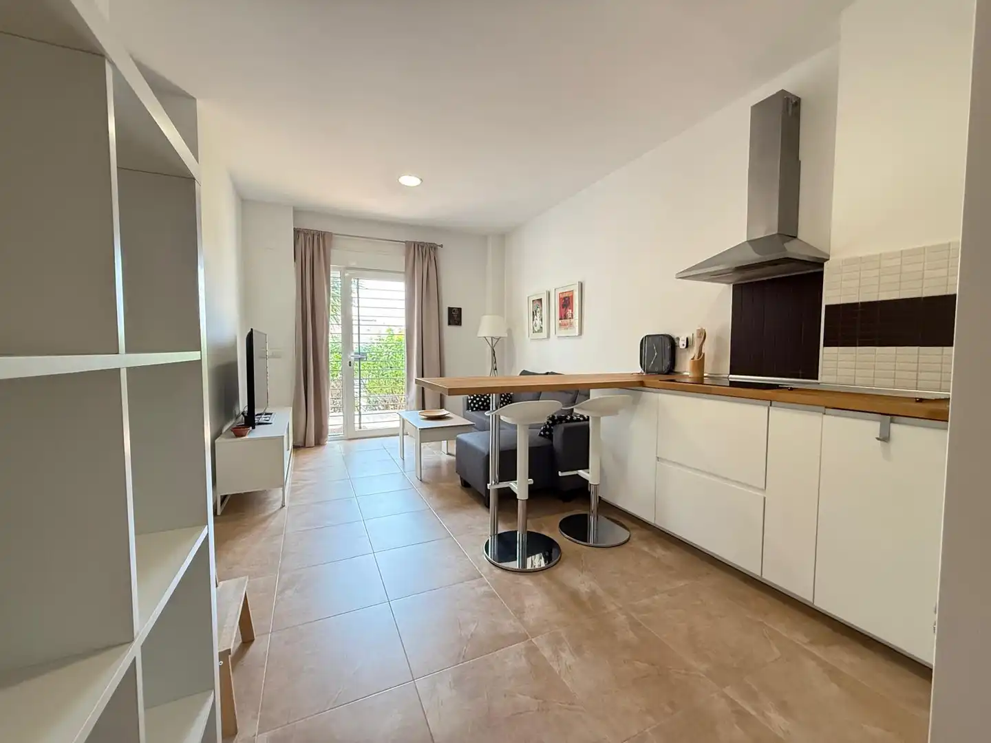 Vista exterior de Apartament de lloguer en Mairena del Aljarafe amb Calefacció, Moblat i Rentadora