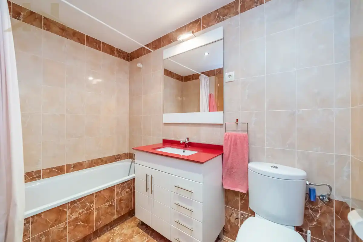 Bathroom of Detached homes for sale in Valdemoro  with Air Conditioner, Heating and Private garden