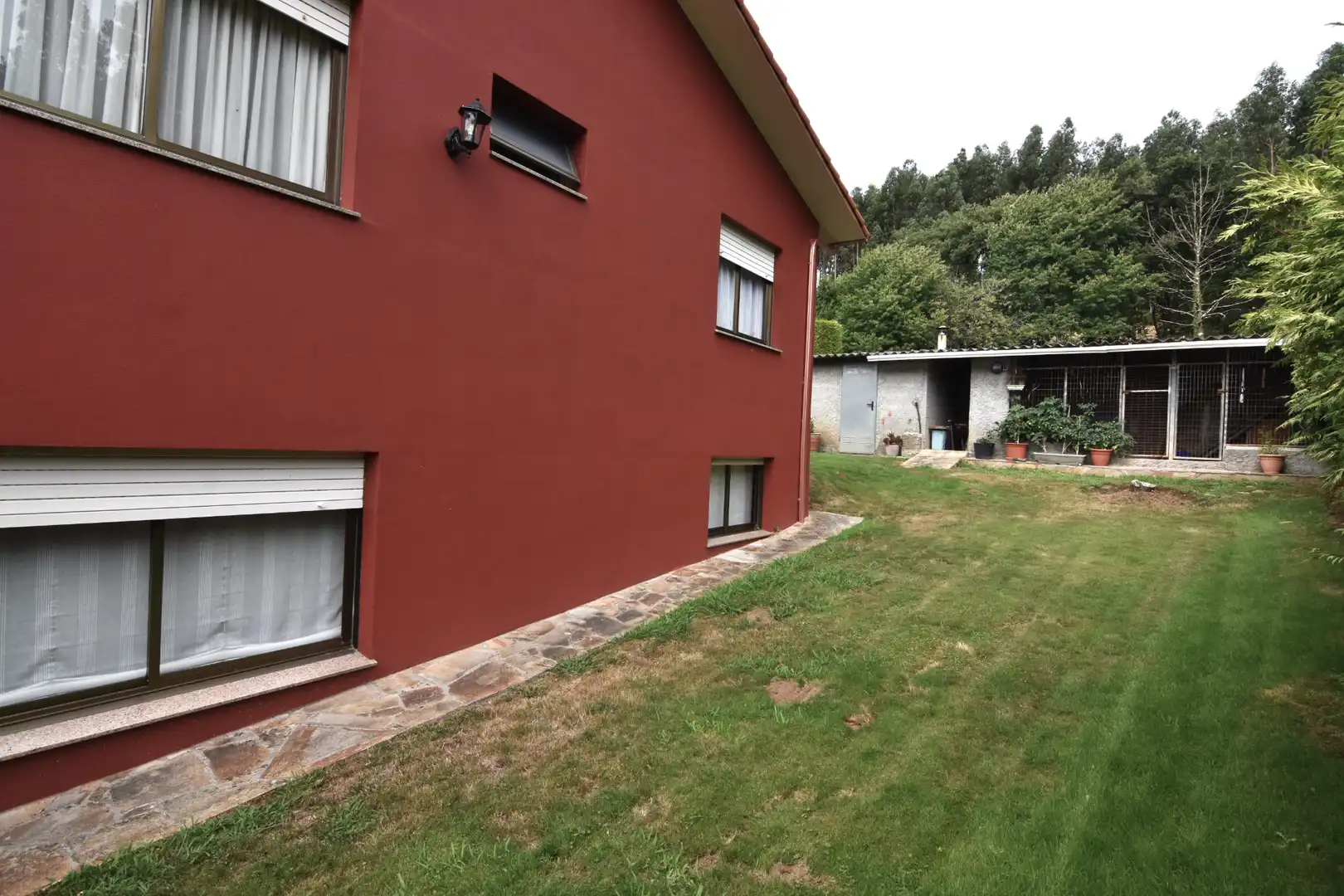Vista exterior de Casa o chalet en venta en Oleiros con Calefacción, Jardín privado y Parquet