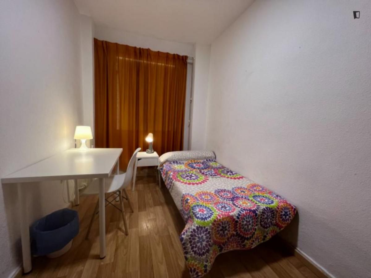 Apartament per a compartir a Camino de Ronda